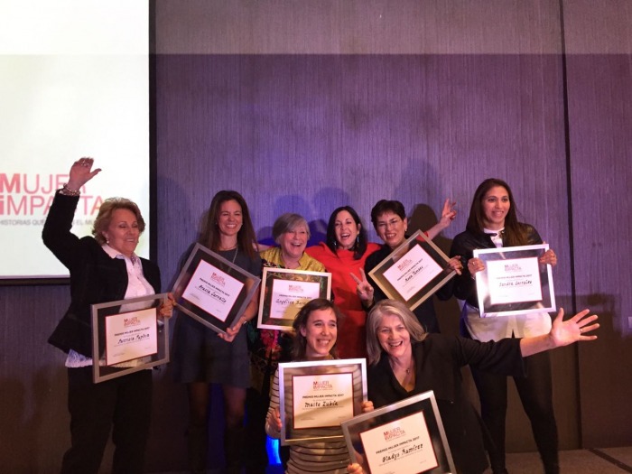 Our Executive Director receives Mujer Impacta Award 